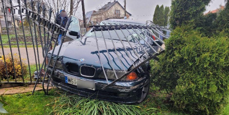 Gręzów: Nietrzeźwa wjechała w ogrodzenie - aktualizacja