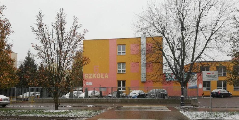 Interwencja straży w Szkole Podstawowej nr 6 w Siedlcach 