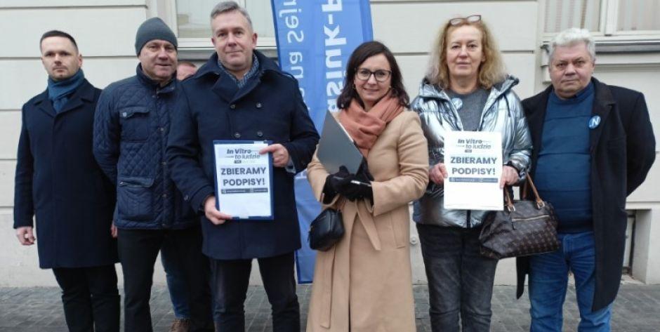 „PiS doprowadził Polskę do zapaści demograficznej”. In-vitro musi wrócić! - mówi w Siedlcach posłanka Kamila Gasiuk-Pihowicz