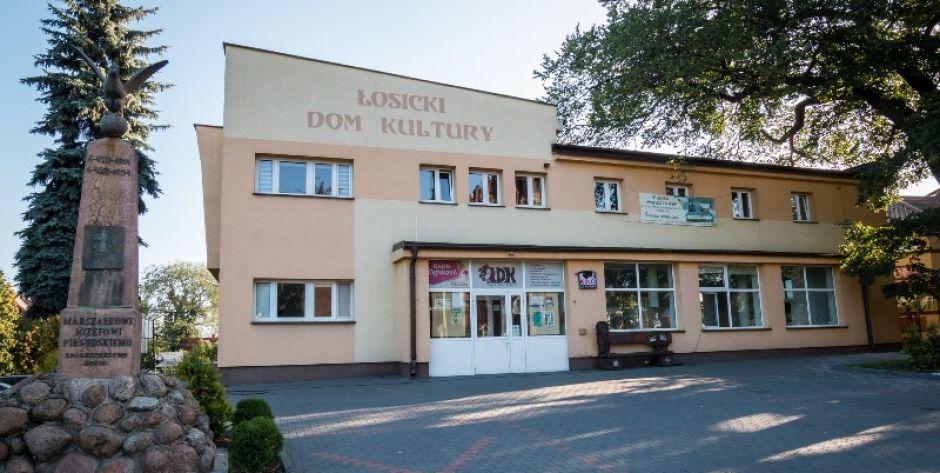 Łosicki Dom Kultury przechodzi metamorfozę po ponad 50 latach