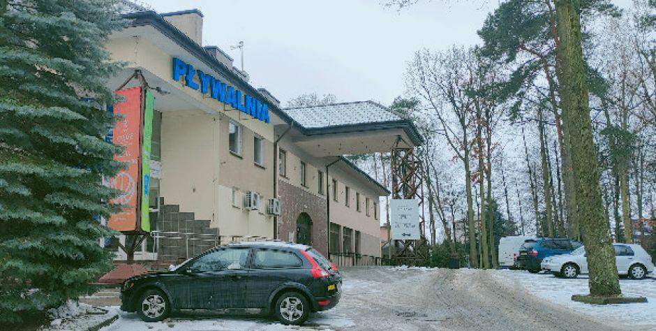 Burmistrz: Nikt nie mówi o likwidacji basenu
