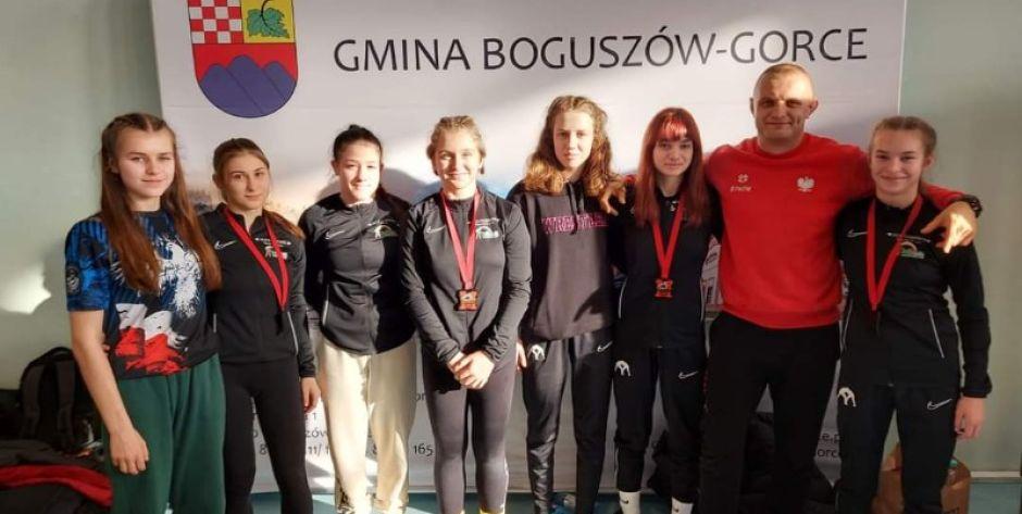 Zapaśnicze medale WLKS Nowe Iganie 