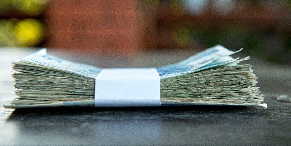 Zainstalowała aplikację od fałszywego pracownika banku - straciła pieniądze
