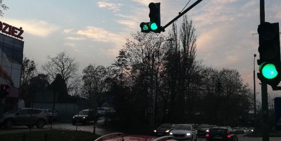 Liczniki przy sygnalizacji świetlnej na ul. 3 Maja i Świętojańskiej 