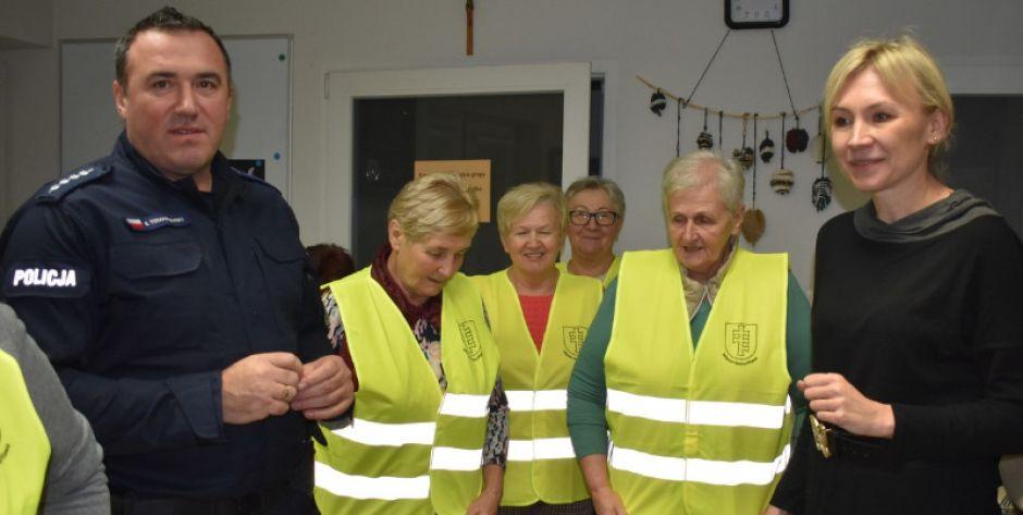 Bezpieczeństwo najważniejsze - spotkanie z seniorami w Pilawie