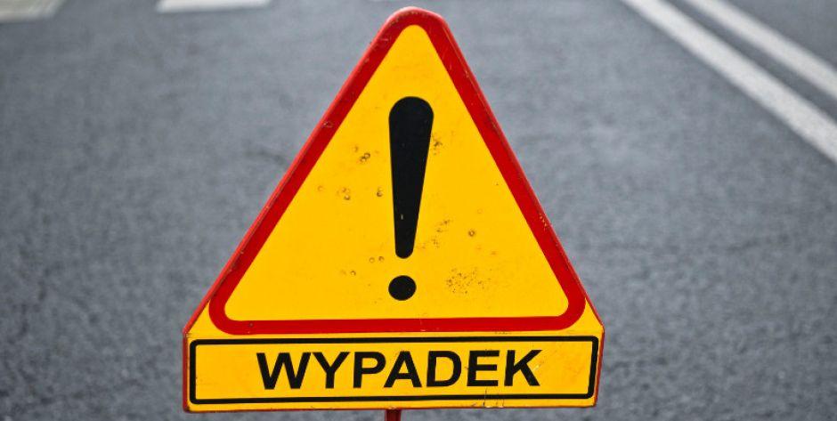 5 minut po północy potrącenie pieszego odpalającego petardę