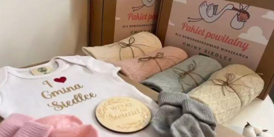 Gmina Siedlce obdaruje wszystkich nowo narodzonych mieszkańców 