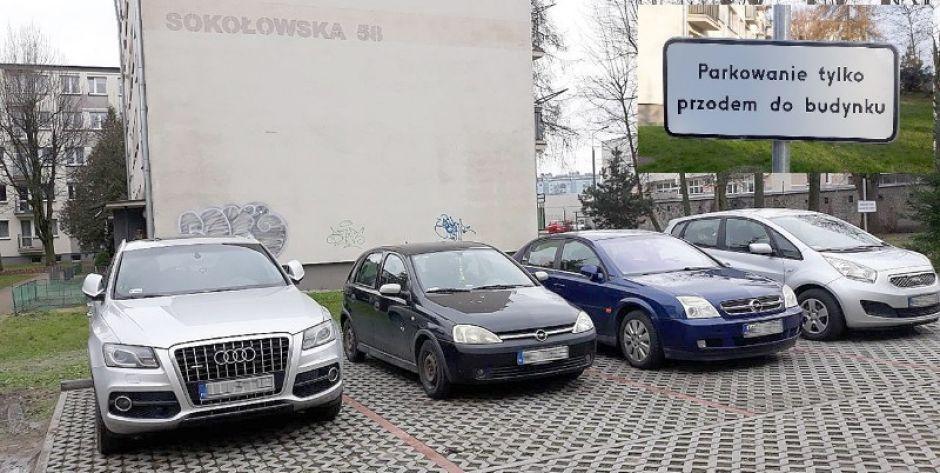 Siedlce: Rurami wydechowymi w stronę okien