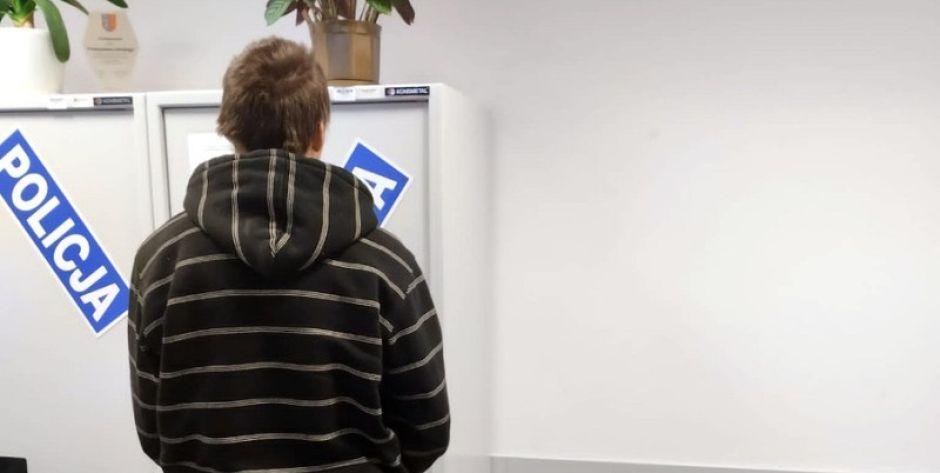 23-latek włamał się na plebanię