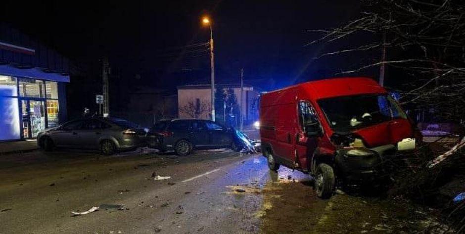 Zderzenie trzech samochodów w Sulejówku