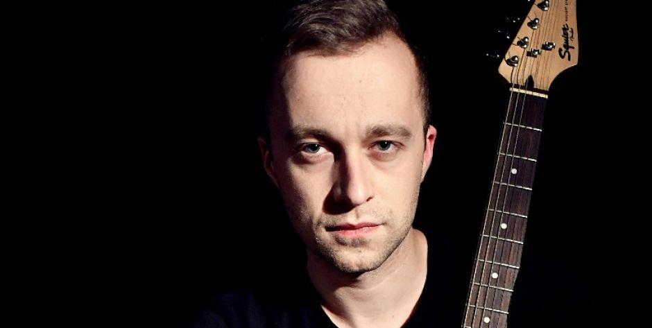 Konrad Górzyński to muzyk z pasją. Właśnie wydał pierwszą płytę