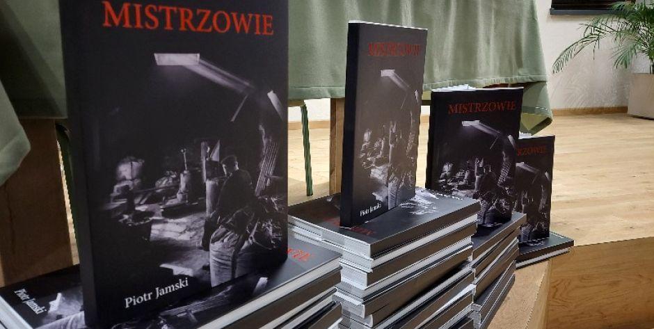 Mistrzowie” – opowieść o dzwonach i węgrowskich ludwisarzach