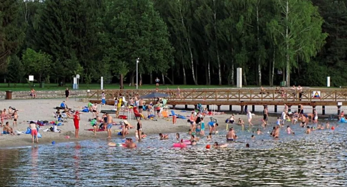 Rusza pływalnia letnia Delfin i kompleks Zimna Woda