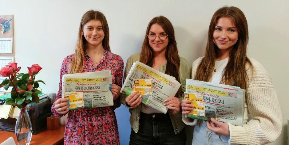 Amelia, Magdalena i Martyna - maturzystki z „Królówki” zwyciężczyniami konkursu „TS” z okazji Dnia Kobiet