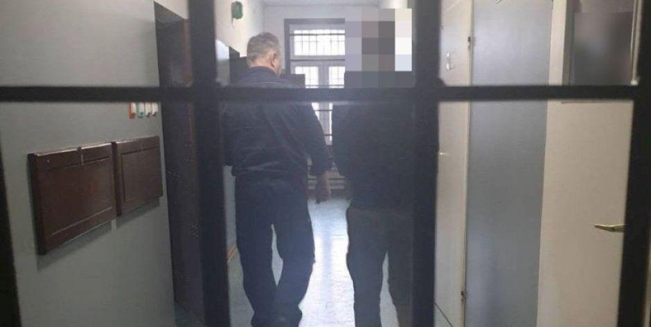 Trojanów: Kradli materiały budowlane z terenu budowy stacji uzdatniania wody