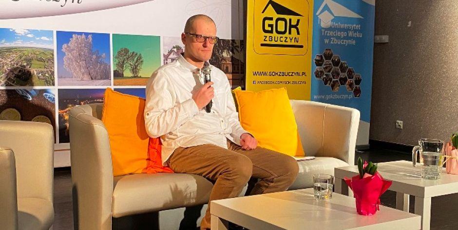 Spotkanie z poezją Sebastiana Arkadiusza Barana w Zbuczynie