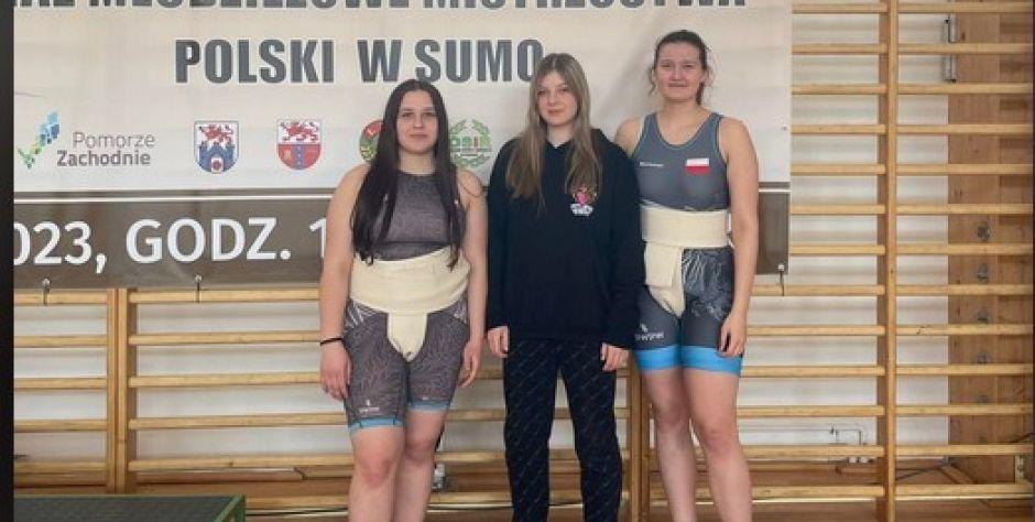 WLKS i Armaty z medalami w sumo