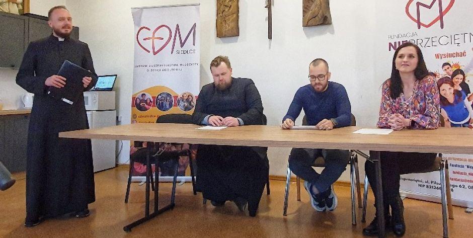 Młodzieżowe Pogotowie Emocjonalne - tu otrzymasz profesjonalną pomoc