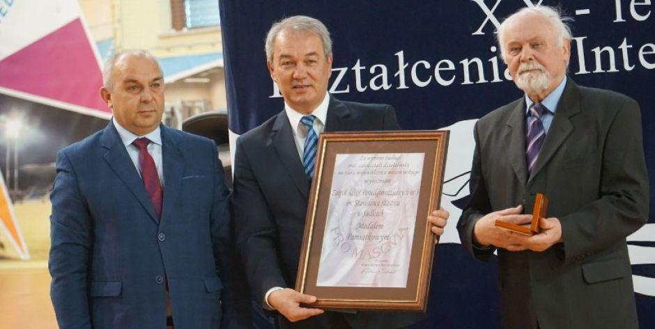 XX lat Integracji w „Samochodówce”.  Od 3 uczniów do 103!