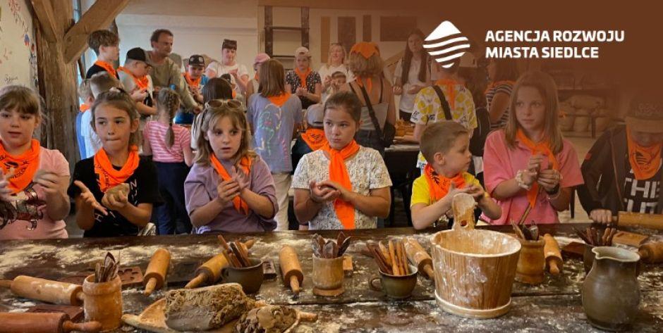 Półkolonie z ARMS z wycieczką do Torunia