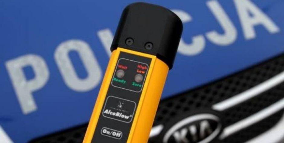 61-latek z Siedlec jechał „wężykiem”. To alkoholowy recydywista za kółkiem