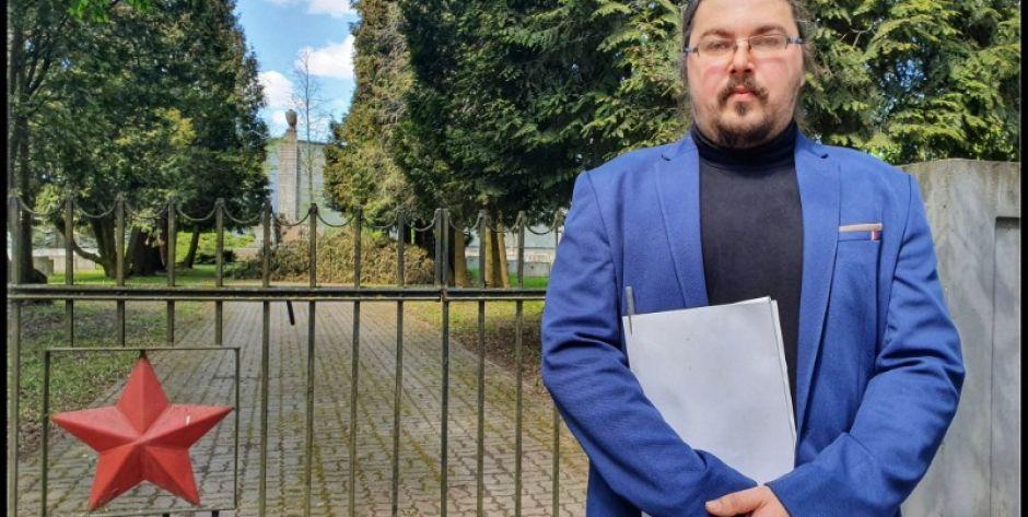 Akcja „Goń z pomnika Bolszewika” przy Cmentarzu Żołnierzy Armii Radzieckiej w Siedlcach