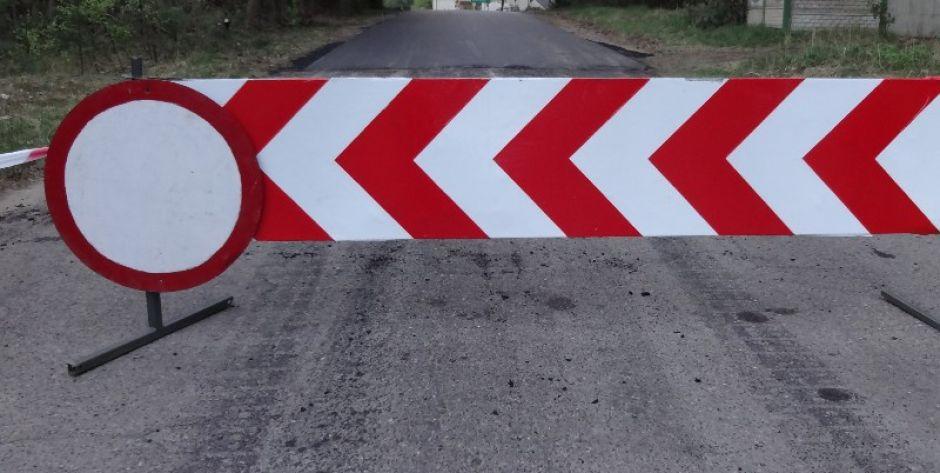 Most do rozbiórki, droga zamknięta