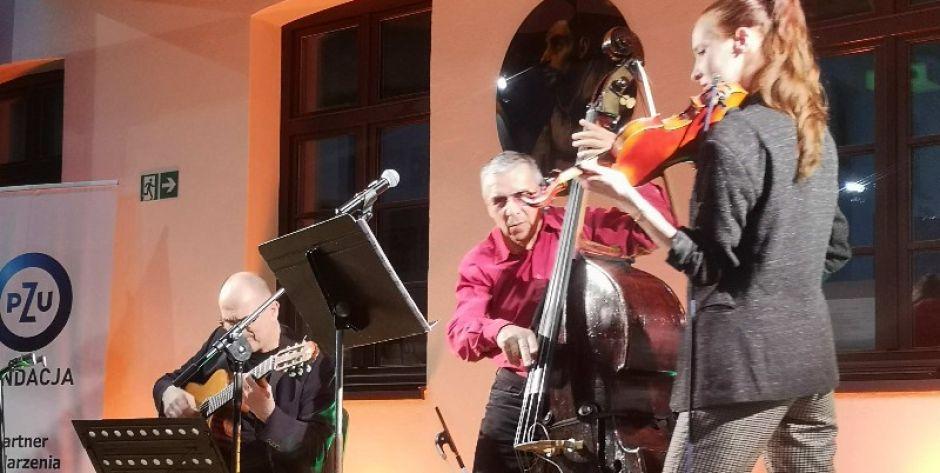 Muzyka Chopina w klasztorze w Węgrowie