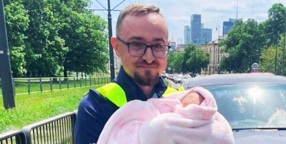Policjant z powiatu sokołowskiego uratował 11-dniowe niemowlę