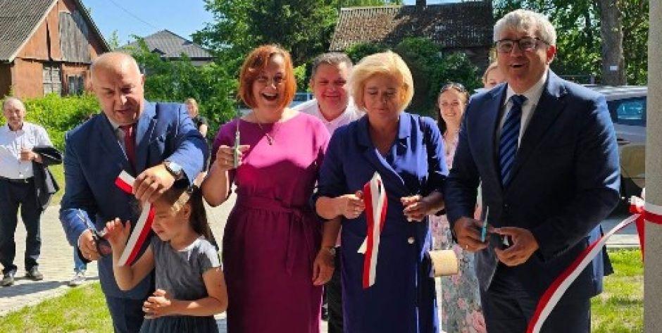 Gmina Sarnaki: Nowa świetlica w Bindudze już otwarta - galeria zdjęć
