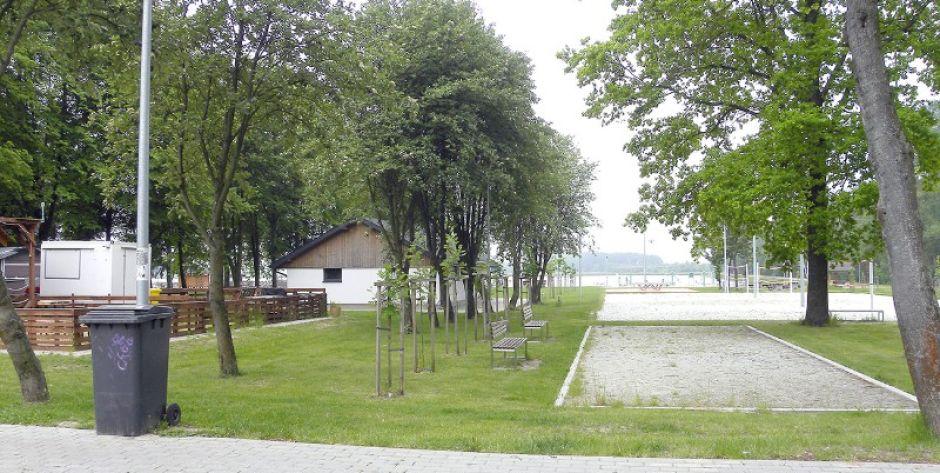 Mało się dzieje nad zalewem Zimna Woda w Łukowie – a powinno!