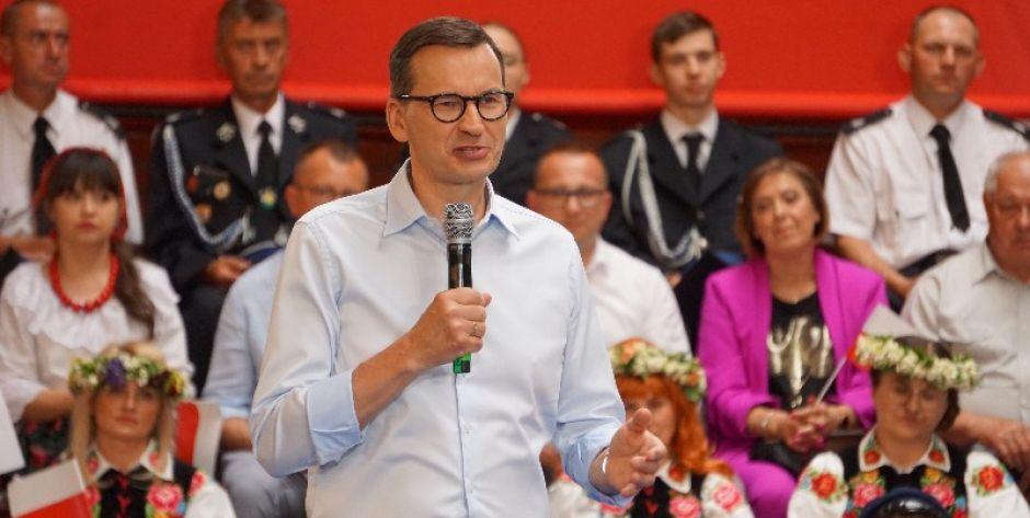 Premier w Łochowie: Wyciągnęliśmy Polskę z dziadostwa