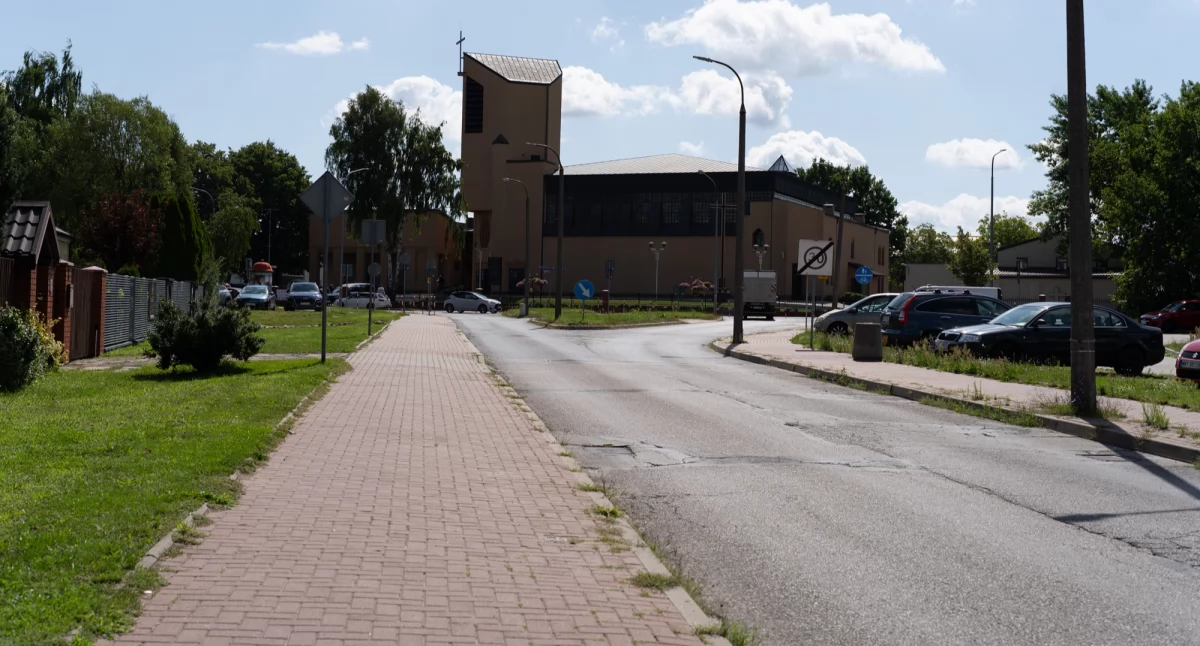 Siedlce: Nowy asfalt na ulicach Unitów Podlaskich i Romanówka