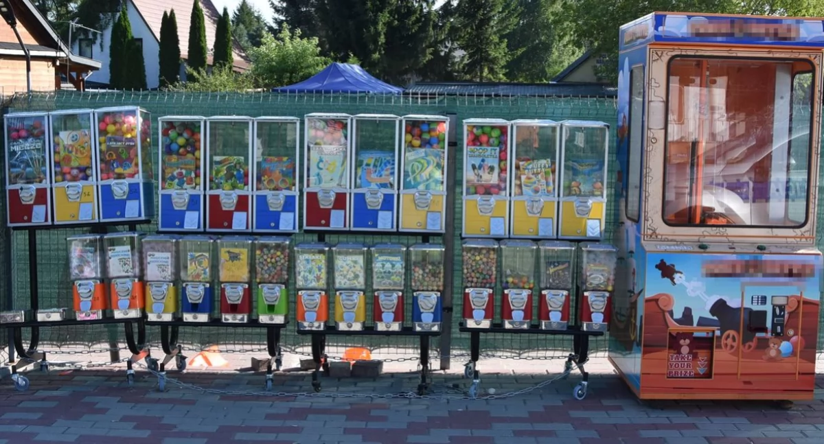 Włamania do automatów na kulki i „boxer” w Okunince. Wśród zatrzymanych 15-latek z Siedlec