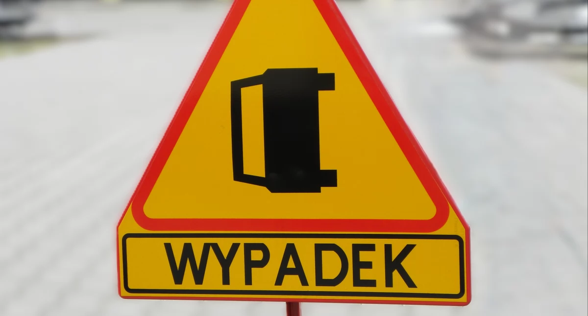 Zderzenie motocykla z ciężarówką w Węgrowie
