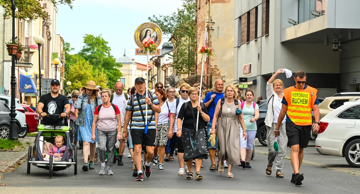 Pielgrzymi wyruszyli na Jasną Górę! 45. Piesza Pielgrzymka Podlaska na Jasną Górę ZDJĘCIA i FILM