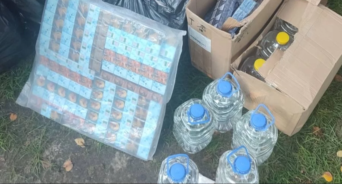 Gmina Przesmyki: Ponad 6100 paczek papierosów i 140 litrów alkoholu bez akcyzy