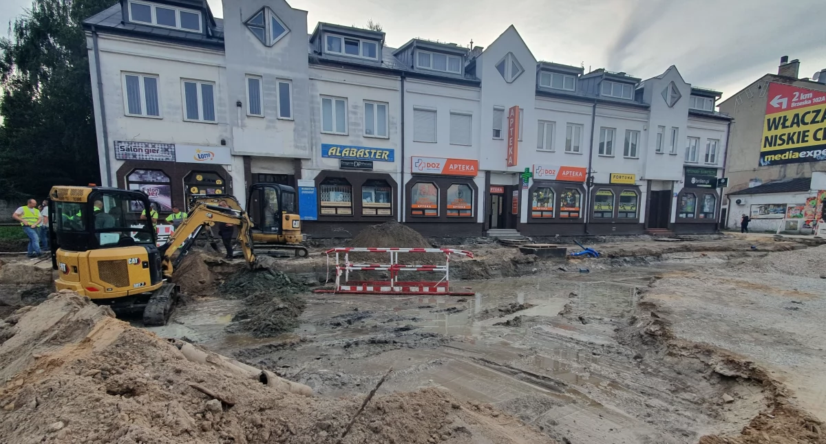 Awaria sieci wodociągowej na ul. Floriańskiej w Siedlcach