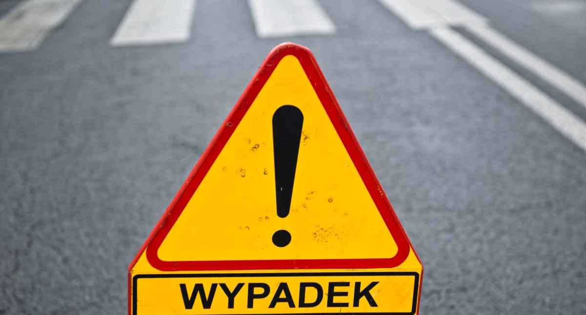 Potrącenie pieszego w Siedlcach. 82-latek trafił do szpitala
