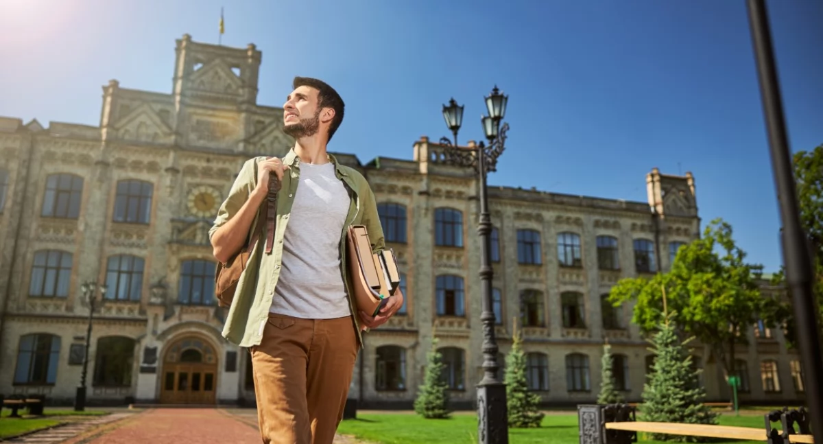 Studia – co naprawdę zyskujesz poza dyplomem?