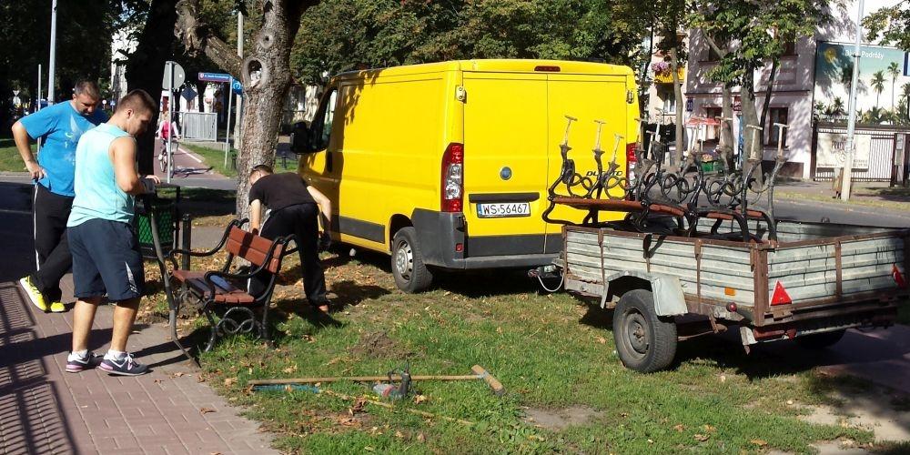 Były ławki, nie ma ławek (+sonda uliczna)