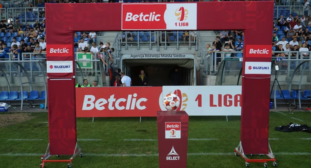 Niewykorzystane okazje się mszczą.  Pogoń Siedlce uległa Śląskowi Wrocław