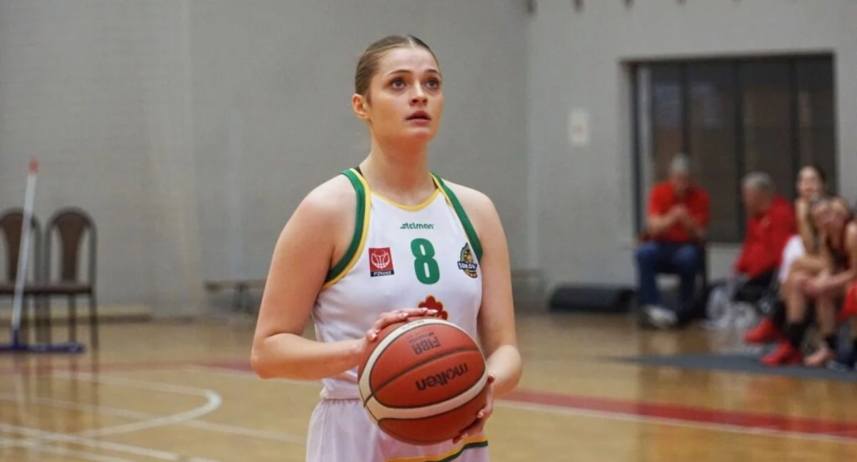 Dominika Paczóska w MKS Pruszków