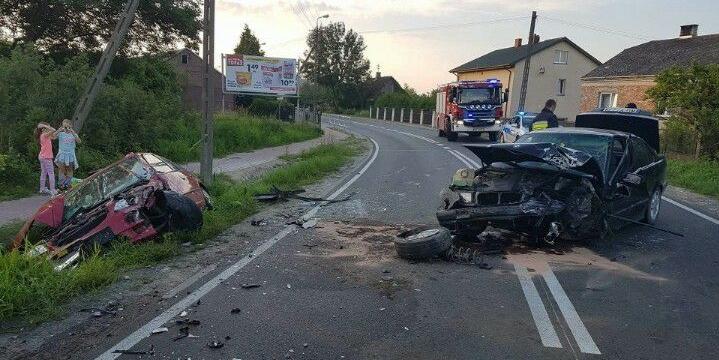 Czołówka w Łochowie