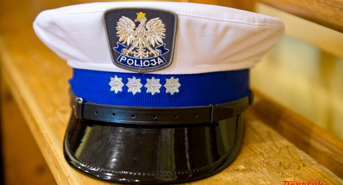 Wpadł do rowu, a potem zaczął uciekać