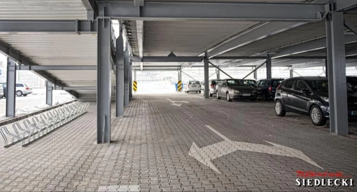 Siedlce: Dla kogo parking na centrum przesiadkowym?