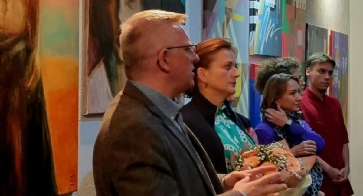 Klimatycznie, wręcz rodzinnie w Domu Pracy Twórczej Reymontówka w Chlewiskach. Wspaniały wernisaż!