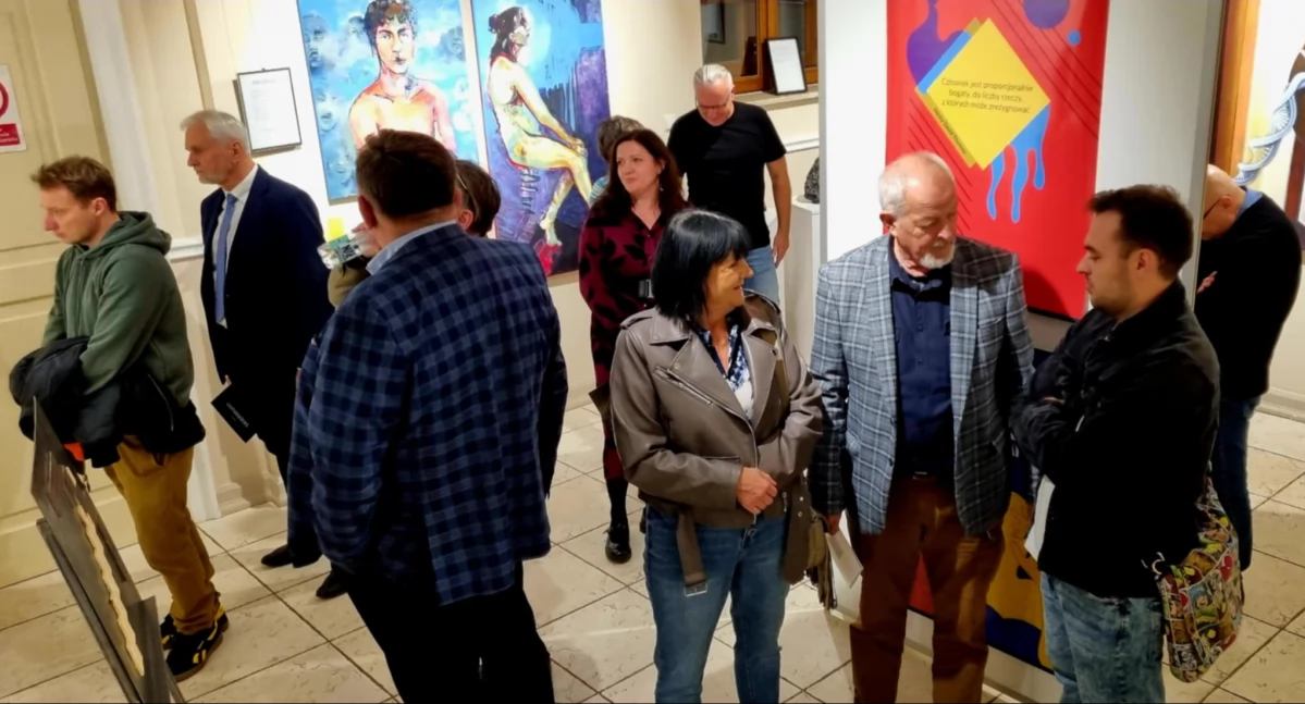 W Małej Galerii Sztuki MOK - Dyplomy 2025 studentów UwS. Warto zobaczyć!