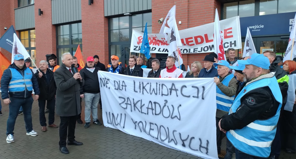 Protest kolejarzy w Siedlcach: Chcemy pracować, a nie pikietować