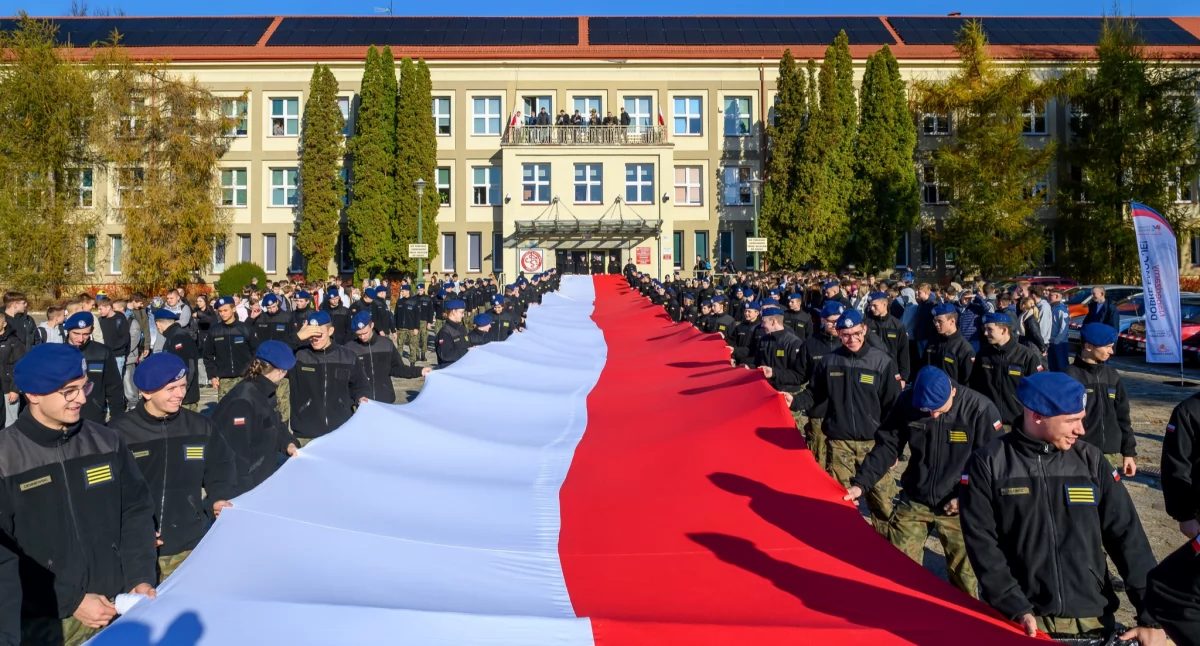 „My, Pierwsza Brygada” – powiat miński zaśpiewał dla Niepodległej